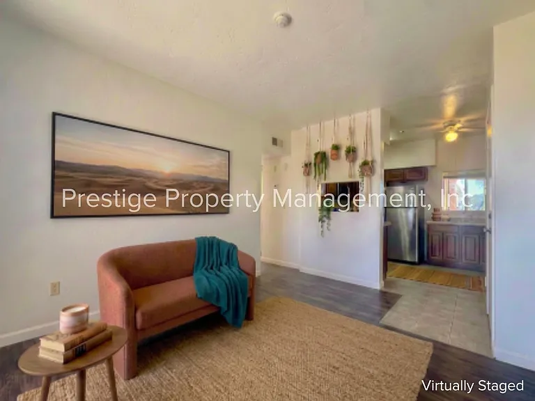 1810 S Blacklidge Dr #118 — Photo 3