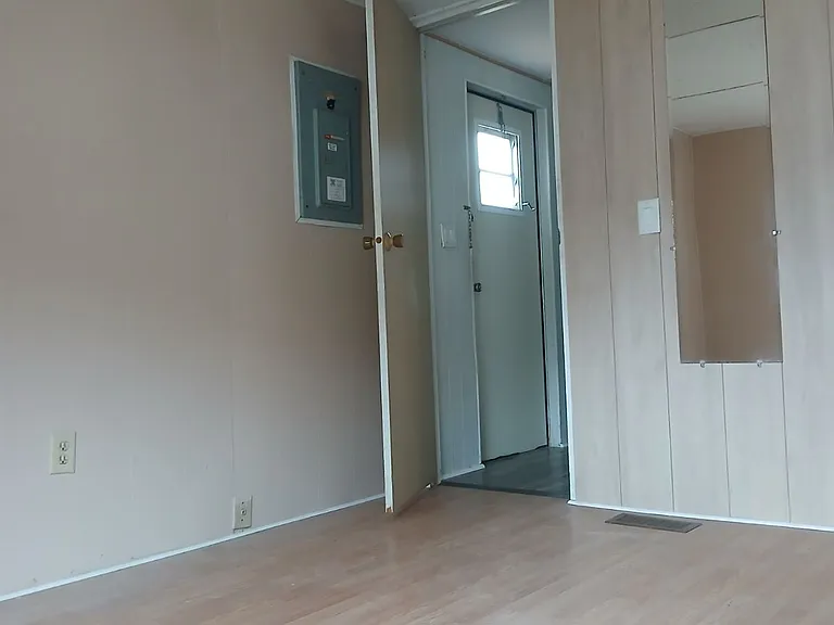 5100 NW Gainesville Rd #26 — Photo 4
