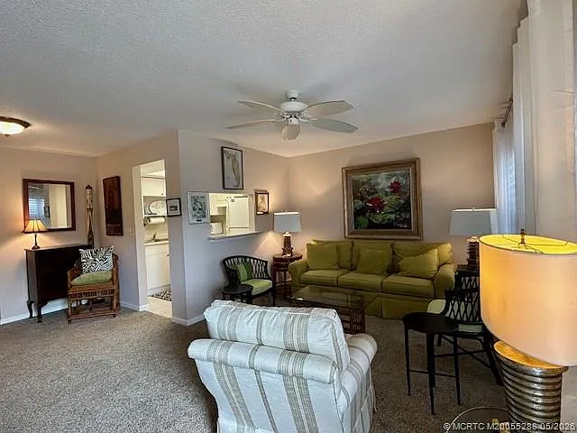 1 bed, 1.5 bath, 696 sqft, $1,750 — Photo 2
