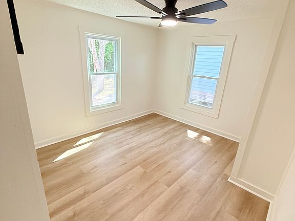 5th image of 2416 Union St