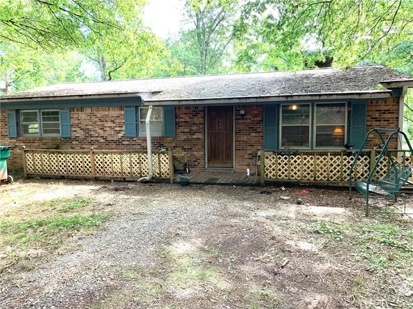 150 Holliman Dr, Eden, NC 27288