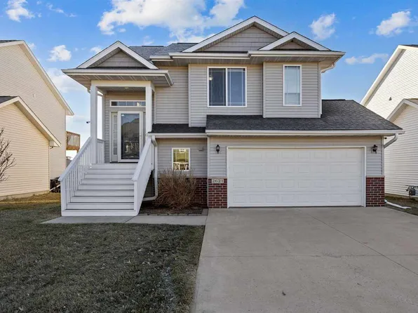 2621 Pinto Ln, Iowa City, IA 52240