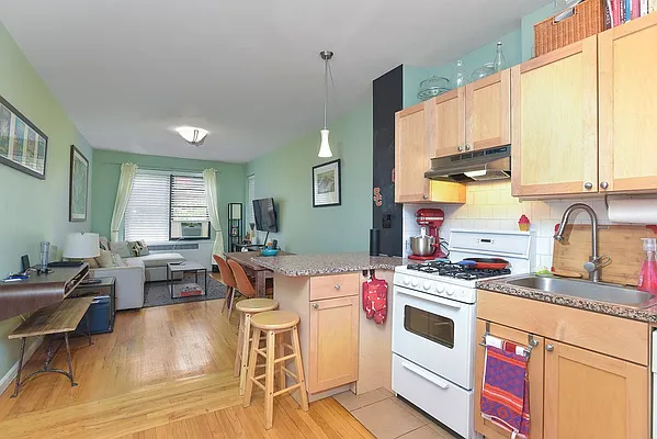 Rented by Emor Management Inc. | media 17