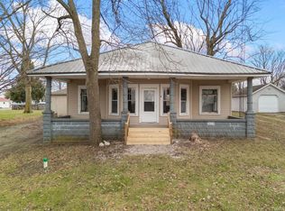 109 W Center St, Burket, IN