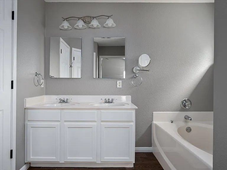 403 Thunderstorm Ave — Photo 16