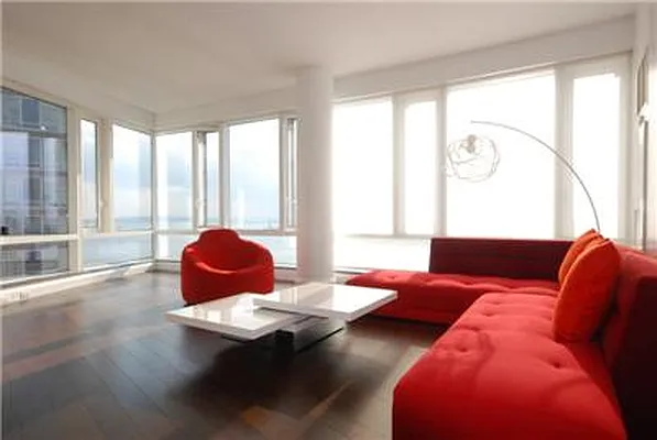 Rented by Warburg | media 22