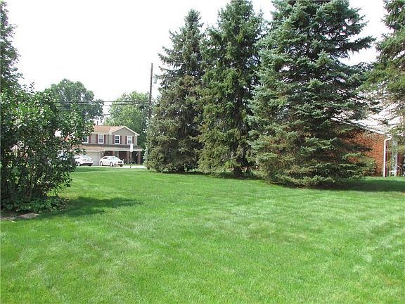 4th image of 724 Shady Dr