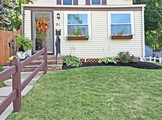 91 John St, Reading, MA 01867