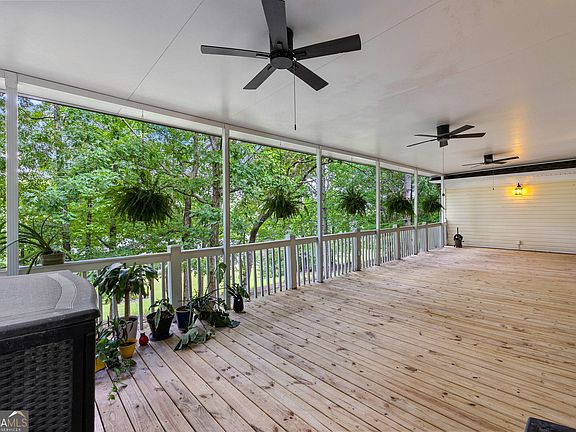 3rd image of 280 Waters Edge Ln