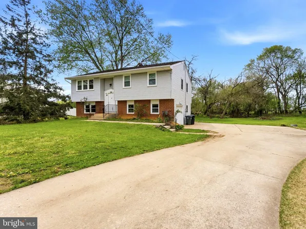 327 Sykesville Rd, Williamstown, NJ 08094
