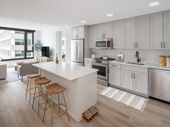 2025 Clarendon Blvd #315
