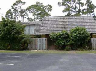 2395 Caroma Ln, West Palm Beach, FL 33415