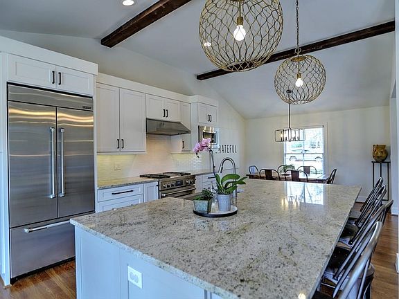 5th image of 680 Saddle Creek Cir