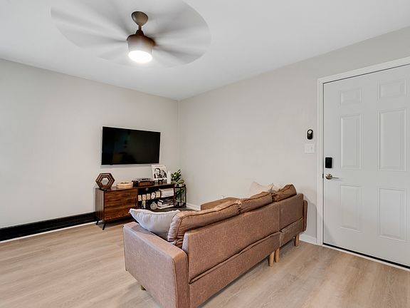 3rd image of 9551 5th Bay St APT 2
