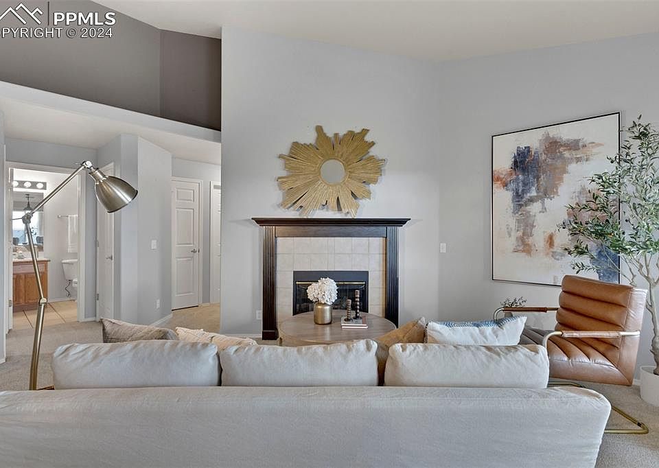 Strawberry Fields Condominiums 3875 Strawberry Field Grv Colorado