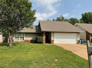 9209 E 95th St S, Tulsa, OK 74133