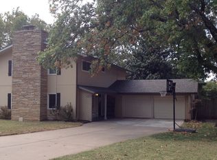 2112 Meadowbrook St, Ponca City, OK 74604