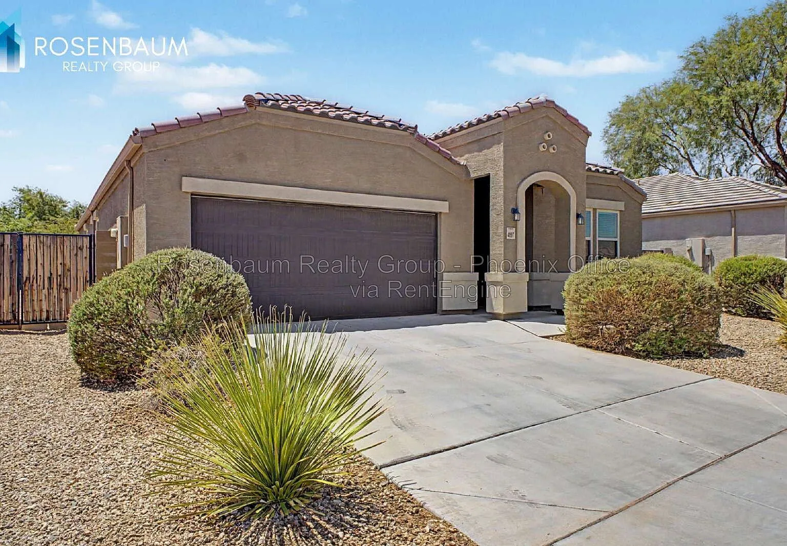 4 bed, 2.0 bath, 2131 sqft, $1,945 — Photo 2