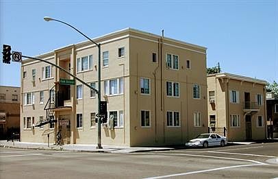 4th image of 545 N California St #7