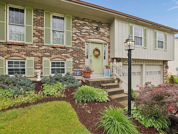 2nd image of 220 Assisiview Ct