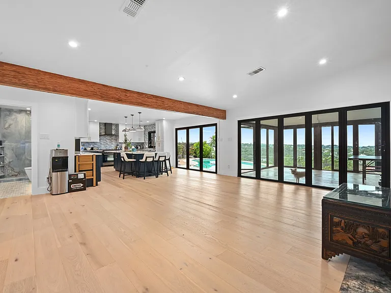 4805 Greystone Dr — Photo 13