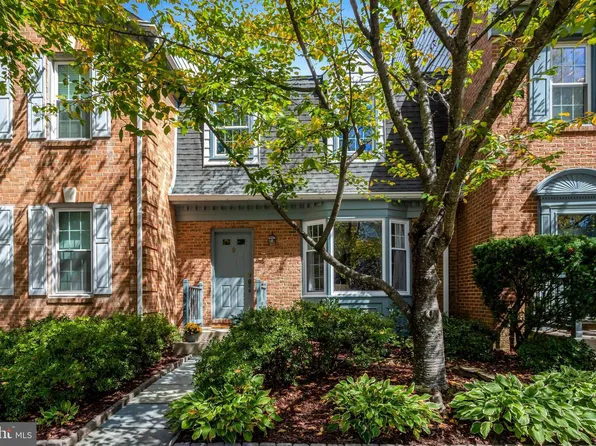 5928 Wescott Hills Way, Alexandria, VA 22315