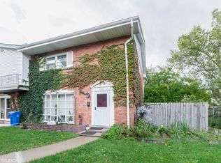 8826 Dee Rd, Des Plaines, IL 60016