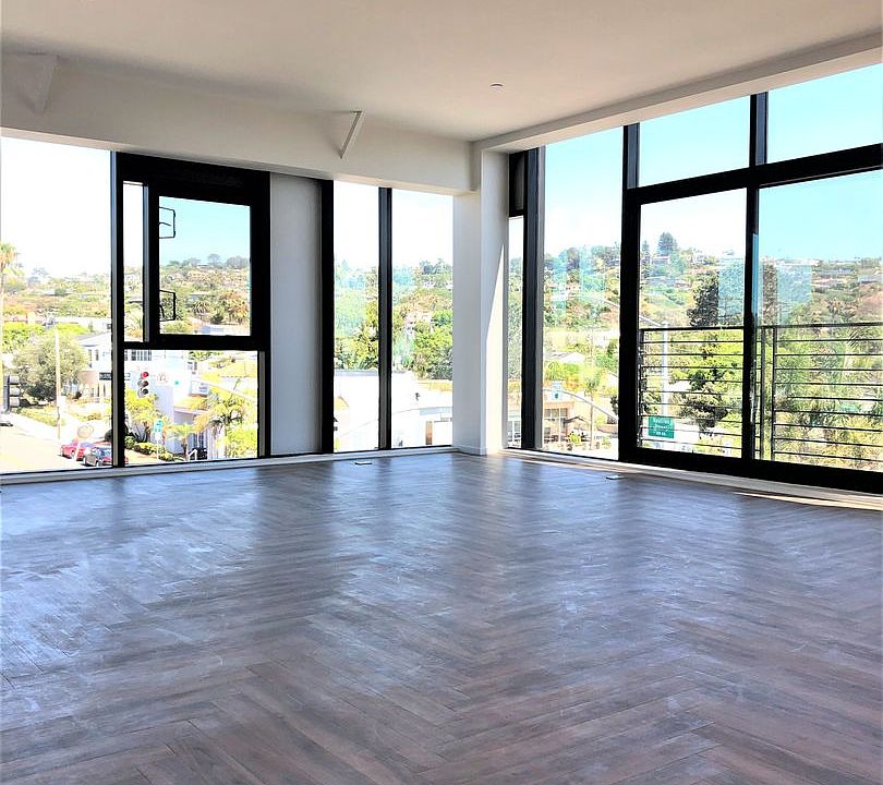 1st image of 470 Nautilus St #304