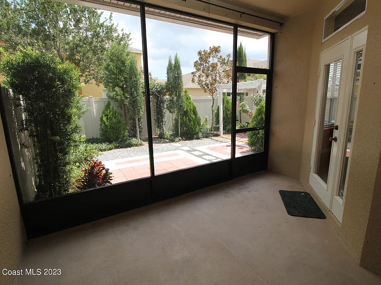 3275 Arden Cir — Photo 22