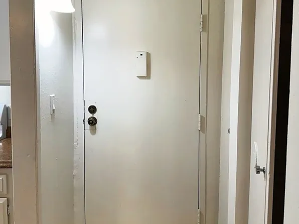 BERENDO APARTMENTS, 333 N Berendo St APT 125, Los Angeles, CA 90004