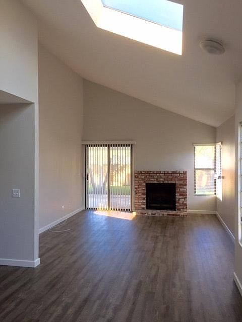 Large Living Room with Fireplace