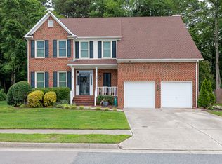 108 Country Club Blvd, Chesapeake, VA 23322