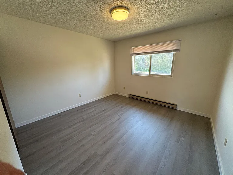1909 S Black Ave — Photo 10