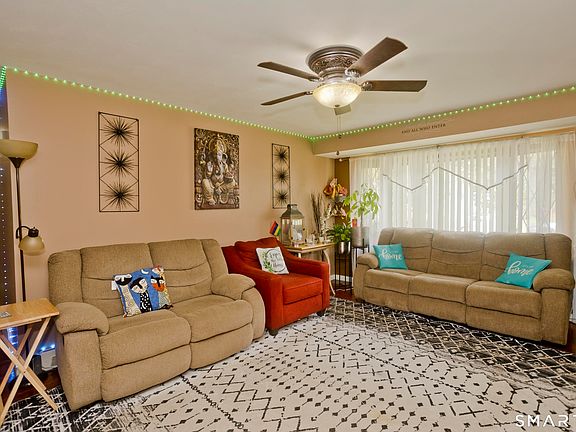 4th image of 23 Yale Drive