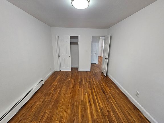 3rd image of 24015 68th Ave Floor 1