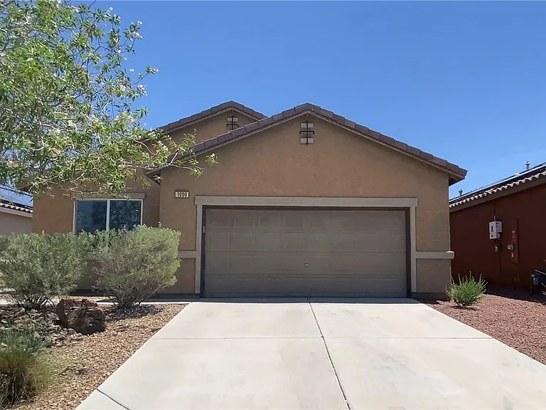 1000 Aspen Cliff Dr — Photo 1