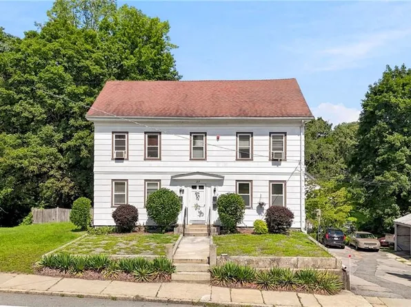 87 Saint Paul St, North Smithfield, RI 02896