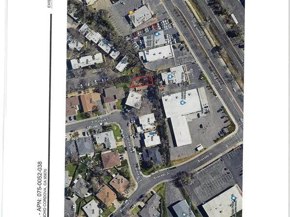 El Parque Cir, Rancho Cordova, CA 95670