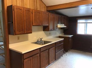 24 Briarcliff Ln, Spencer, MA 01562