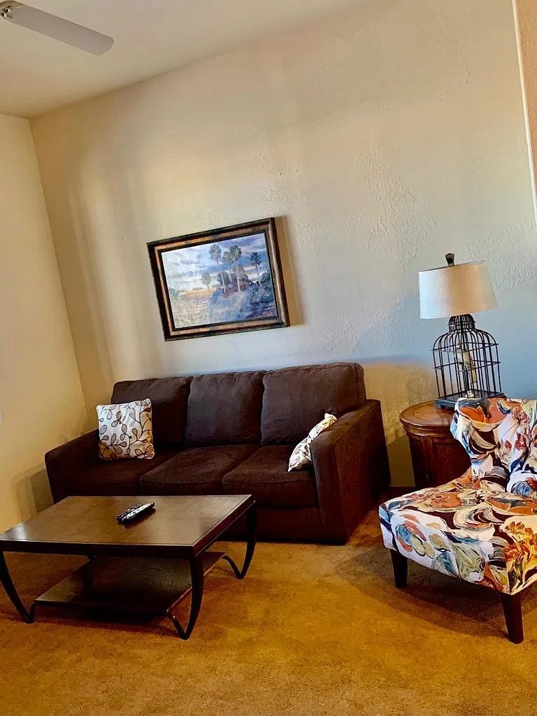1 bed, 682 sqft, $1,990 — Photo 3