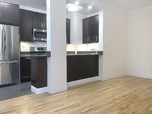 1st image of 72 Barrow St APT 2G