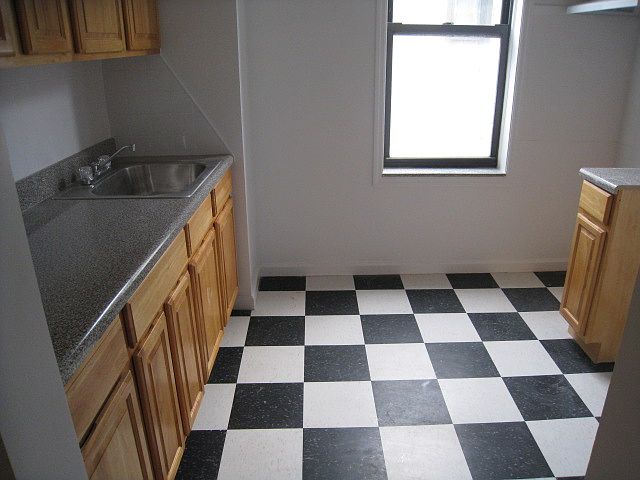 1st image of 4014 Astoria Blvd APT D2