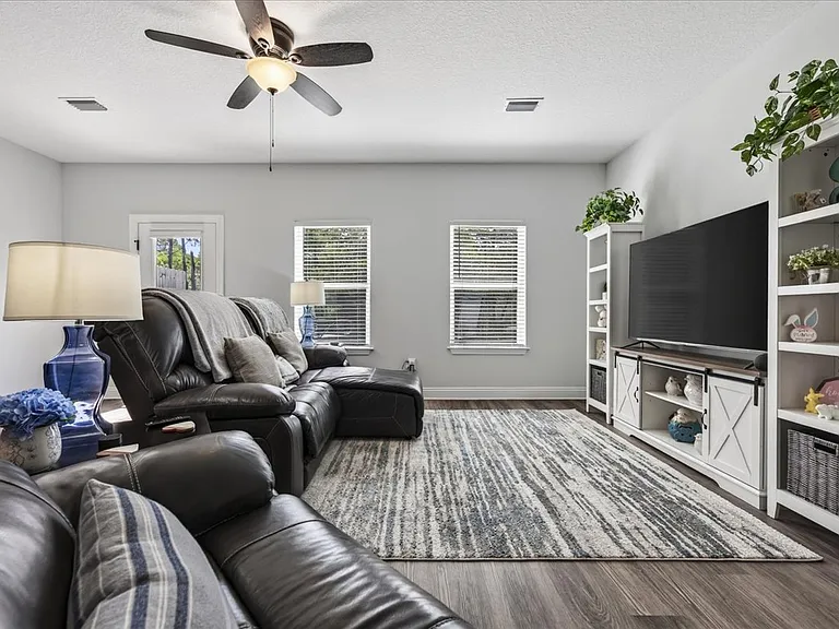 1700 Sound Haven Ct — Photo 7