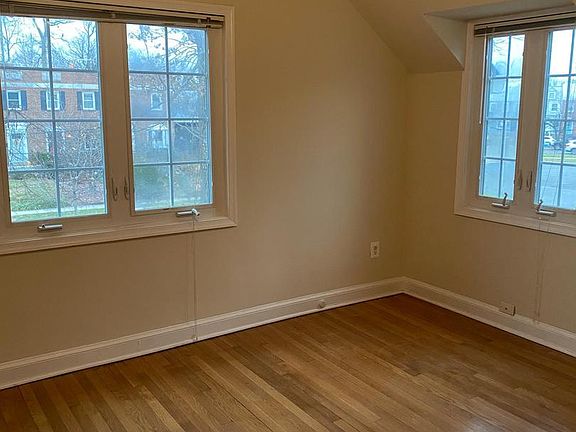 2nd image of 926 2nd St