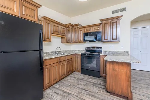 Bella Vista Place Apartments Photo 1