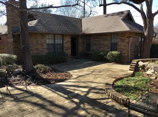 1045 Eunice St, Hurst, TX 76053