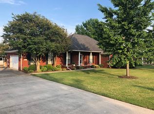 107 Spearpoint Ln, Meridianville, AL 35759