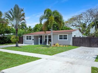 6631 Coolidge St, Hollywood, FL 33024