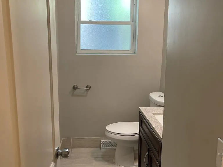 2316 W Arthur Ave #2 — Photo 26