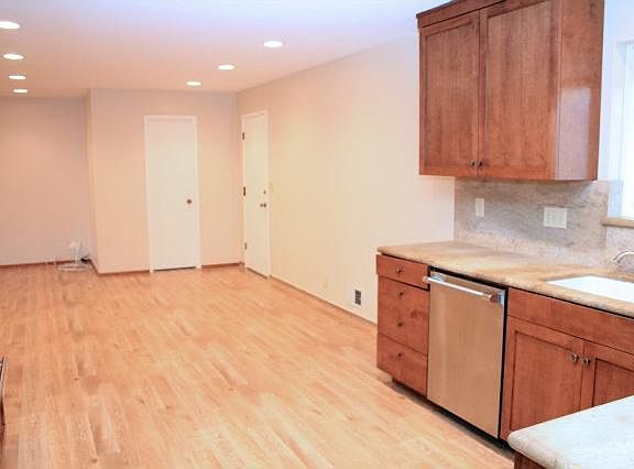 4th image of 7251 Miller Ave